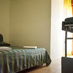 Embassy Hotel 3*