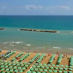 Embassy Hotel 3*
