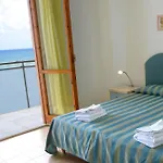Embassy Hotel 3*