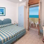 Hotel Embassy 3*