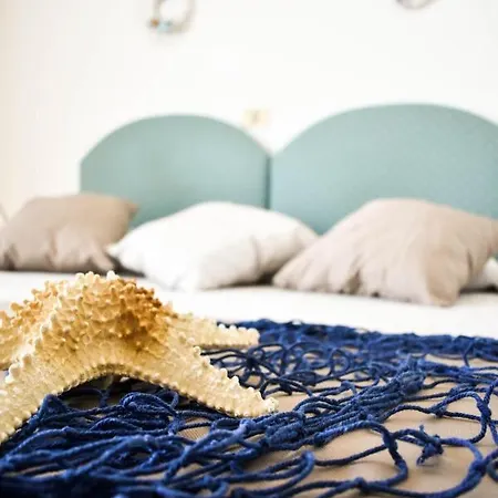 Embassy Hotel 3*
