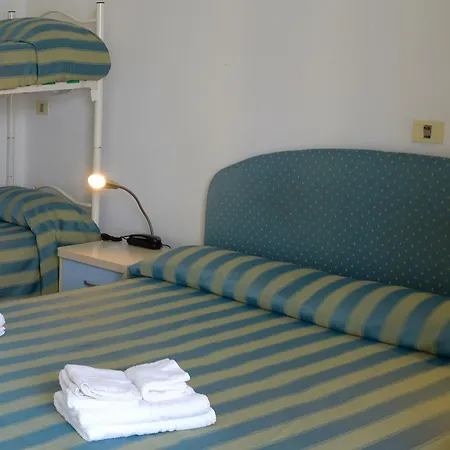 Szálloda Embassy 3*