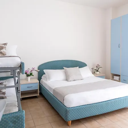 Embassy 3* Пезаро