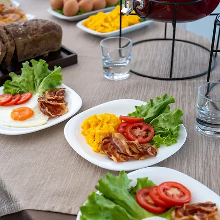 Embassy 3* Пезаро