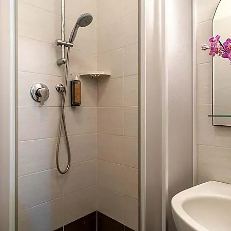 Embassy 3* Pesaro