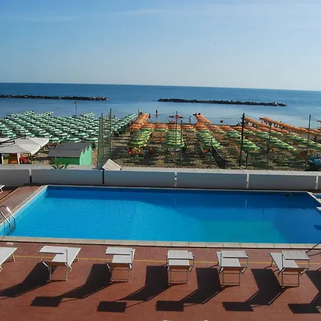 Embassy 3* Пезаро