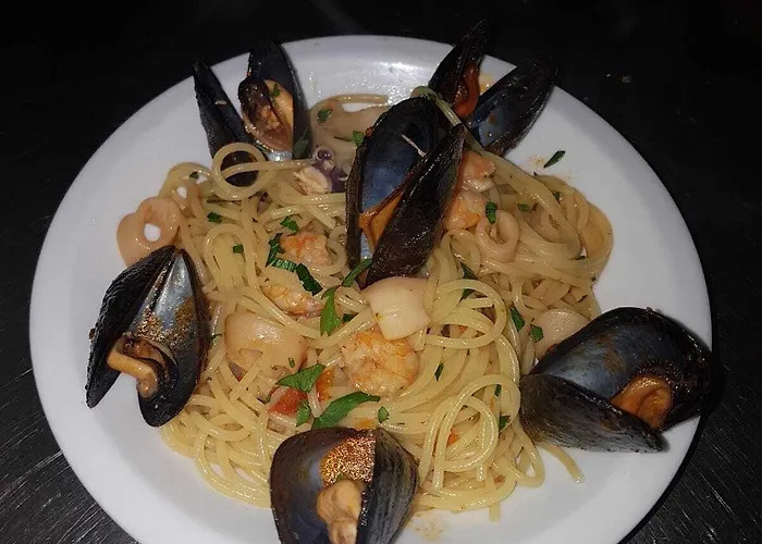 Embassy Szálloda 3*